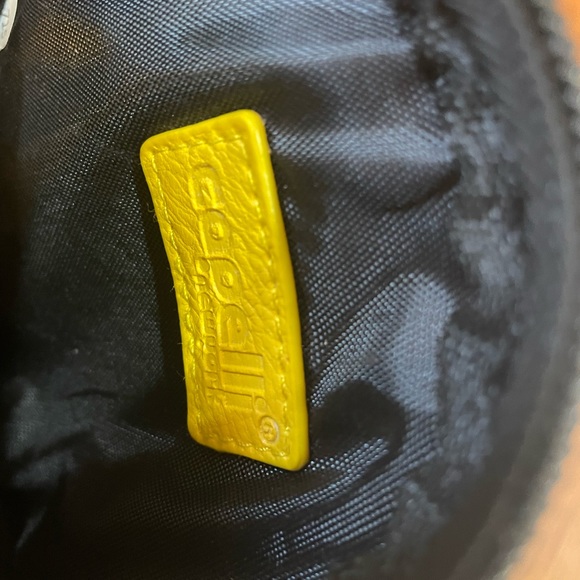 Girls Smiley Face Glitter Sparkle Purse with Gold Chain Strap, Super Cute!! - Picture 7 of 8